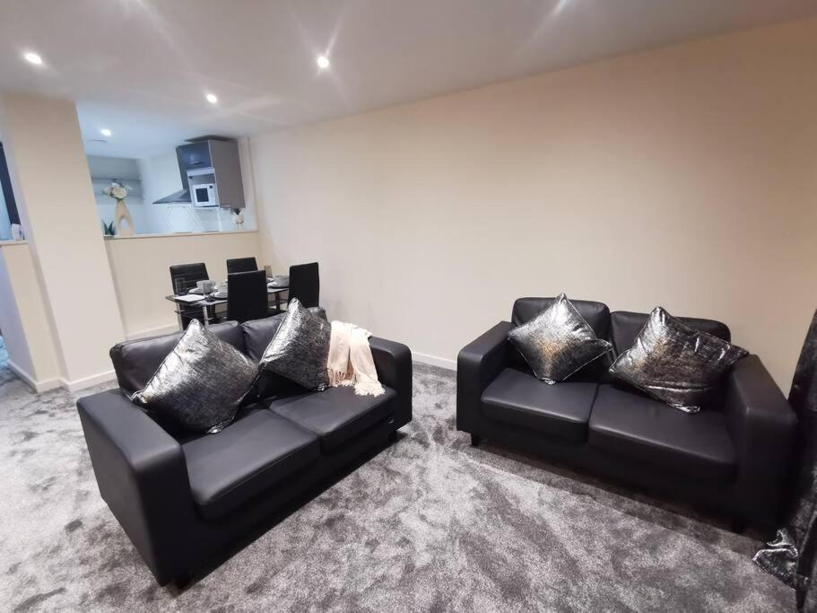 Paramount City View Swindon Esterno foto